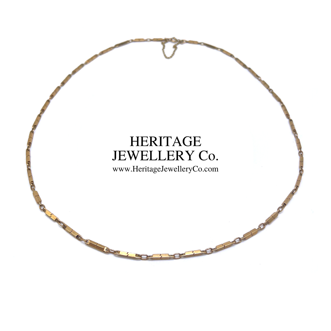 Old model hot sale gold necklace